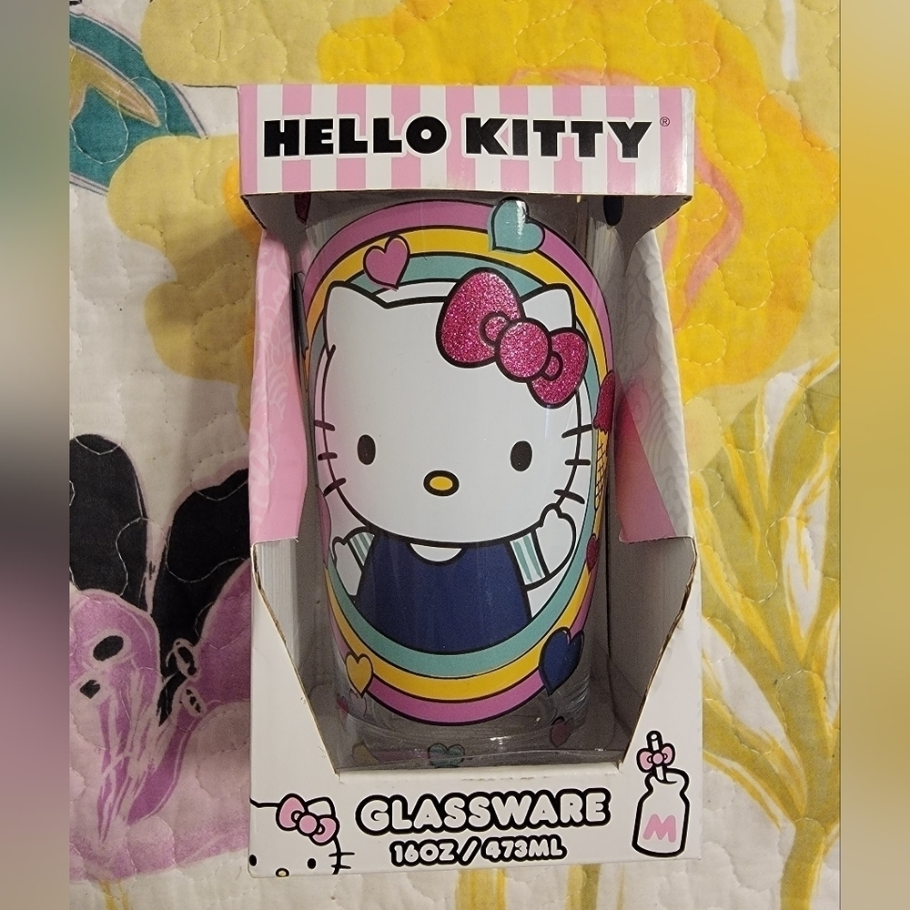NIB Hello Kitty Glass Cup, 16 oz